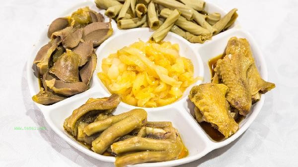 Can teenagers skip meat