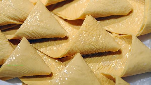 Will eating more soy products promote early development