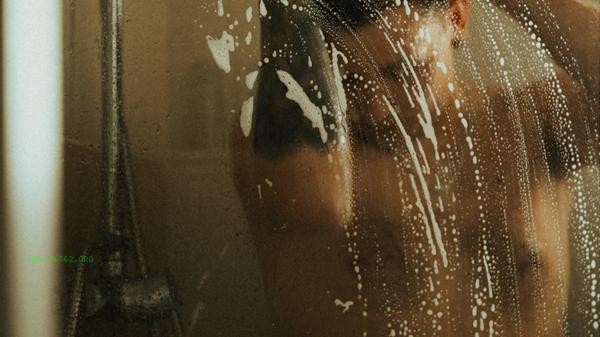 Will it be better to take a shower when you're drunk