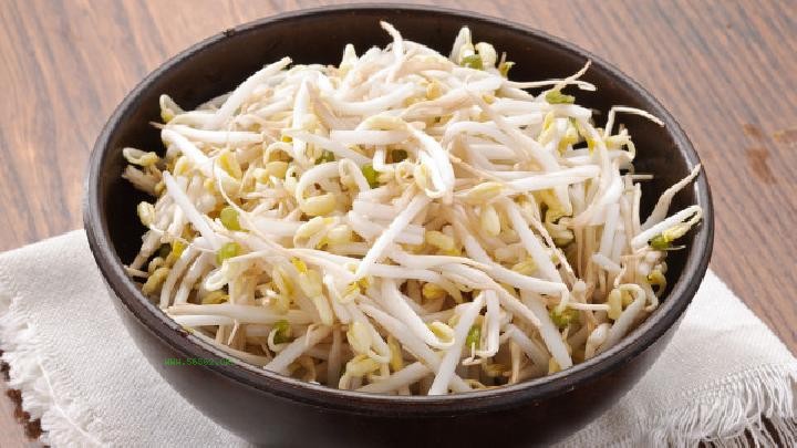 Is it beneficial to eat mung bean sprouts in spring? These two ways of eating double the nutritional benefits!