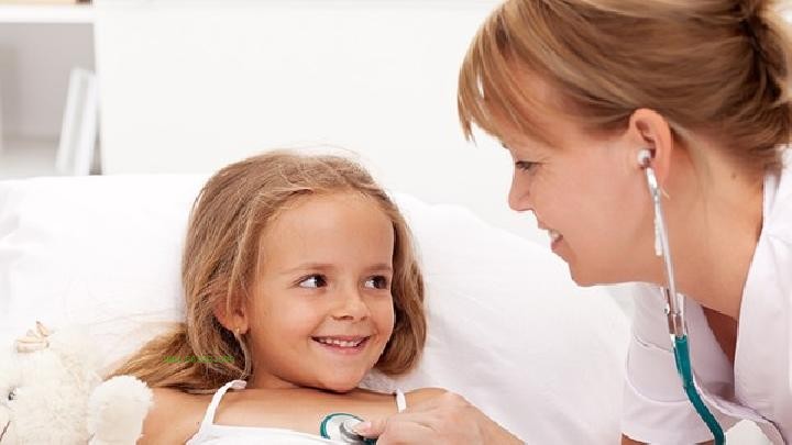 What foods can reduce internal heat in babies? There are three things to pay attention to when babies have internal heat