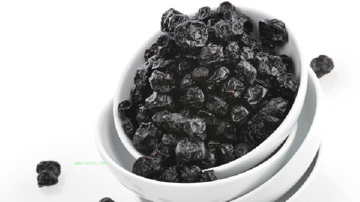 What to eat if the body feels uncomfortable after getting overheated? Five recommended methods for reducing internal heat by traditional Chinese medicine practitioners