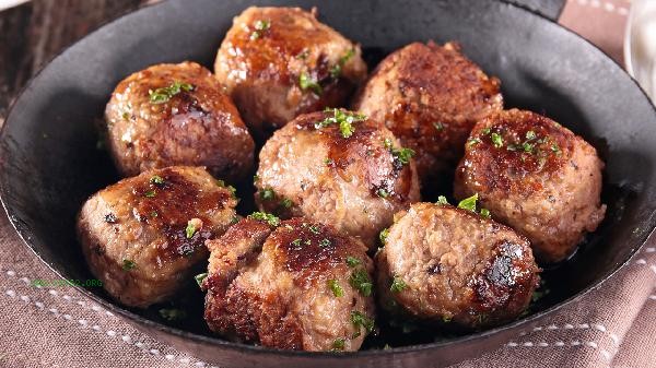 How to clean raw pork the cleanest