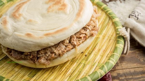 How to stew pork that is both tender and fragrant