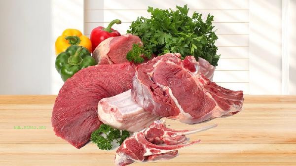 Is it okay to wash pork with flour