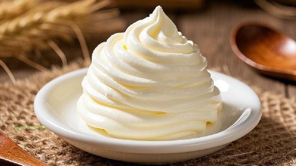 Can the whipped cream still be whipped if it's spoiled