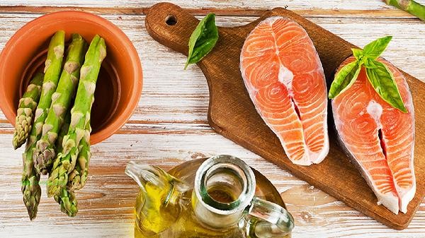 What are the fruits and vegetables that contain vitamin C