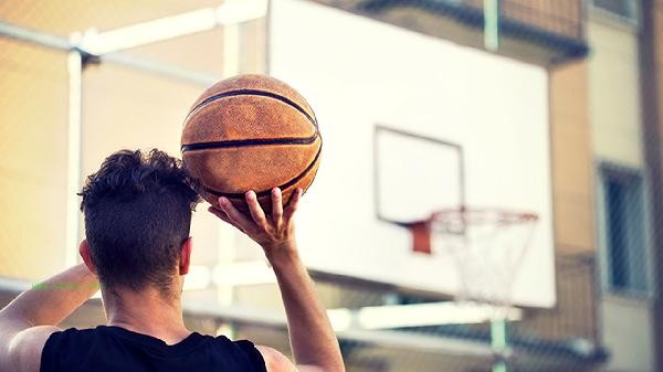 What physical qualities and abilities can basketball exercise