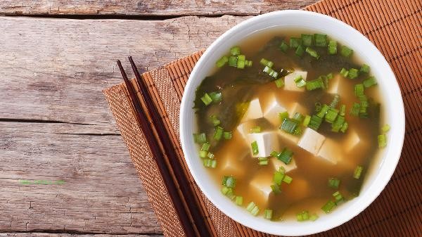 Is it better to stew tofu for a long time or a short time