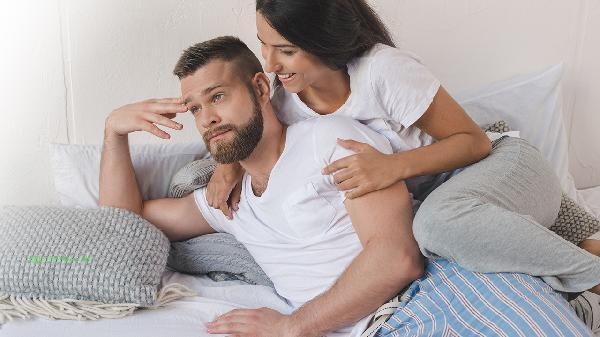 What should couples do when they enter a period of mediocrity