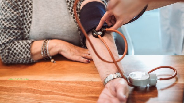 What food has a good effect on lowering blood pressure
