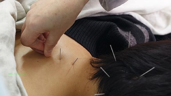 Traditional Chinese Medicine believes that elderly people are prone to sweating
