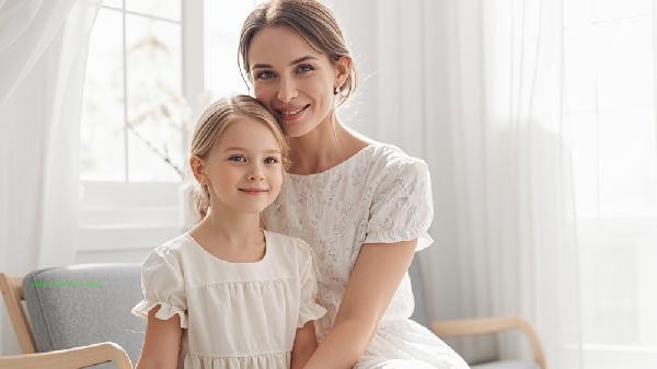 Is there a high risk of breast fat extraction for mom