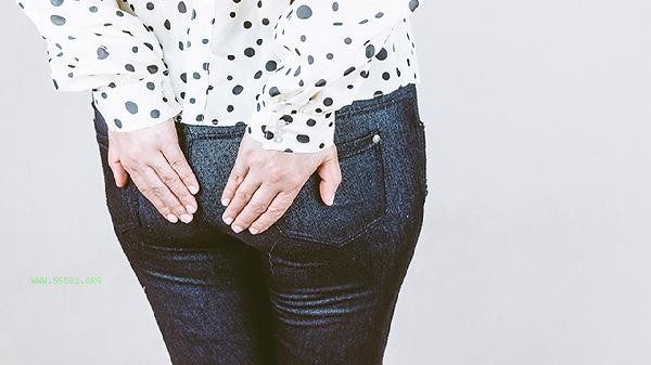 How long can I sit for a long time after liposuction of my buttocks