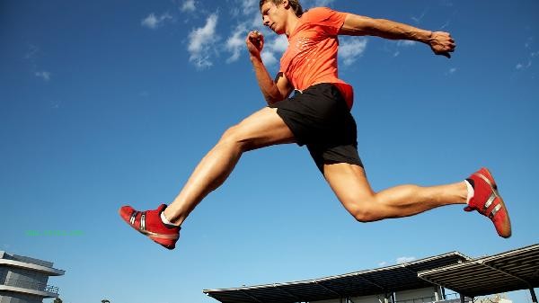 What shoes are the fastest for running 800 meters