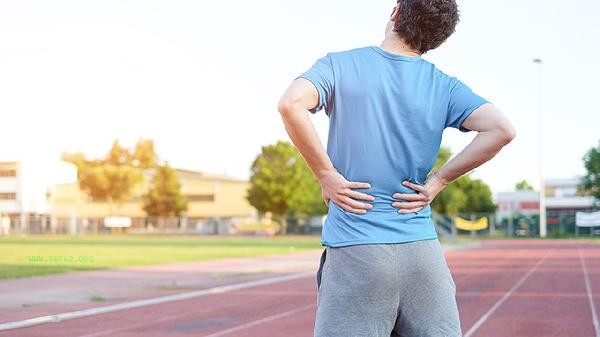 Is it better to bend down or straighten up for sit ups