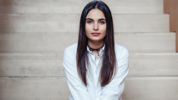A truly charming middle-aged woman never says these words to men