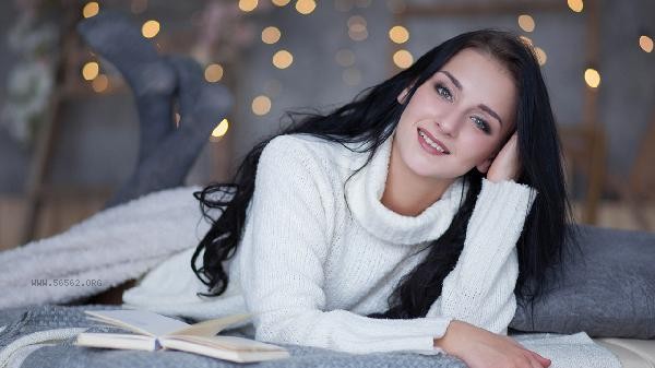 Woman, praising you like this mostly means that you have no chance