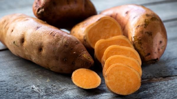 Will eating sweet potatoes and yams at night make you fat