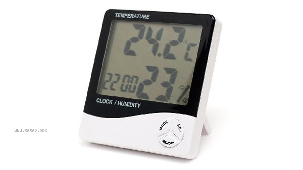 Is the indoor thermometer mobile version accurate in measurement