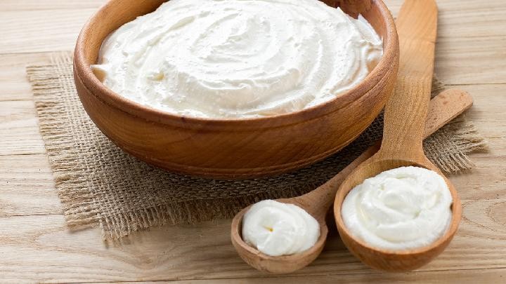 Is yogurt high in calories easy to gain weight