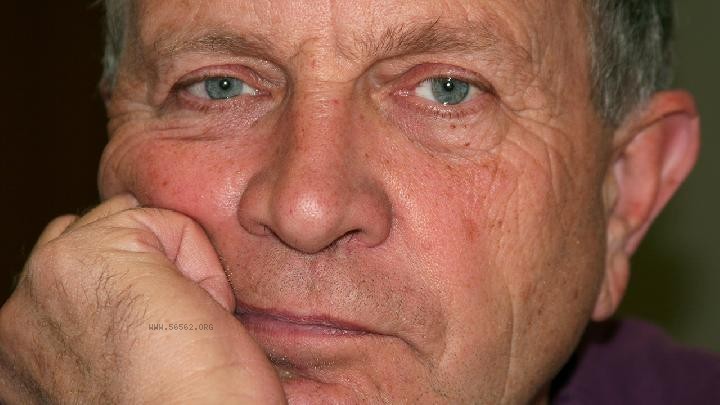 Why is your face getting fatter and fatter?