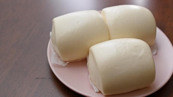 Which is more effective for weight loss, mixed grain rice or whole wheat bread