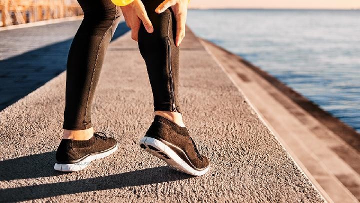 Why is it not recommended to jog every day