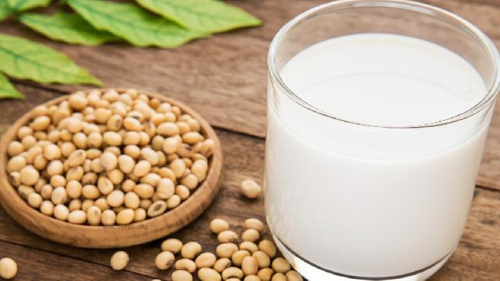 Calories of a cup of soybean milk