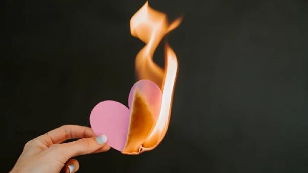 How to make a judgment if the defendant in a divorce lawsuit does not appear in court