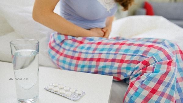 What are the reasons for frequent urination in women