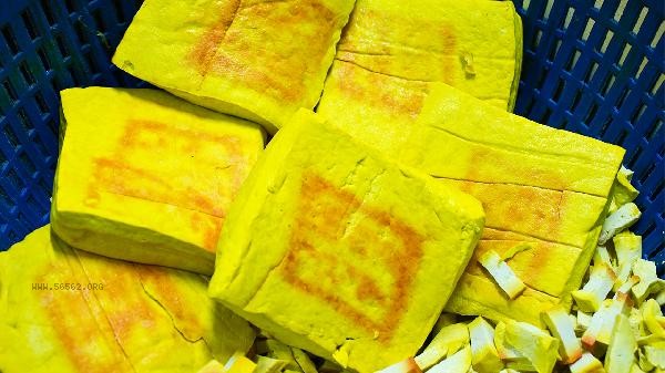 How much brine should be added to a pound of tofu and beans in brine