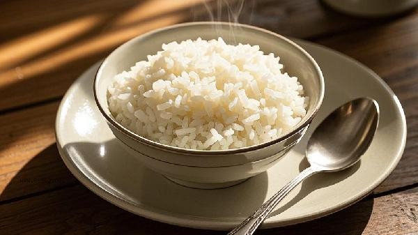 How to steam white rice to make it delicious